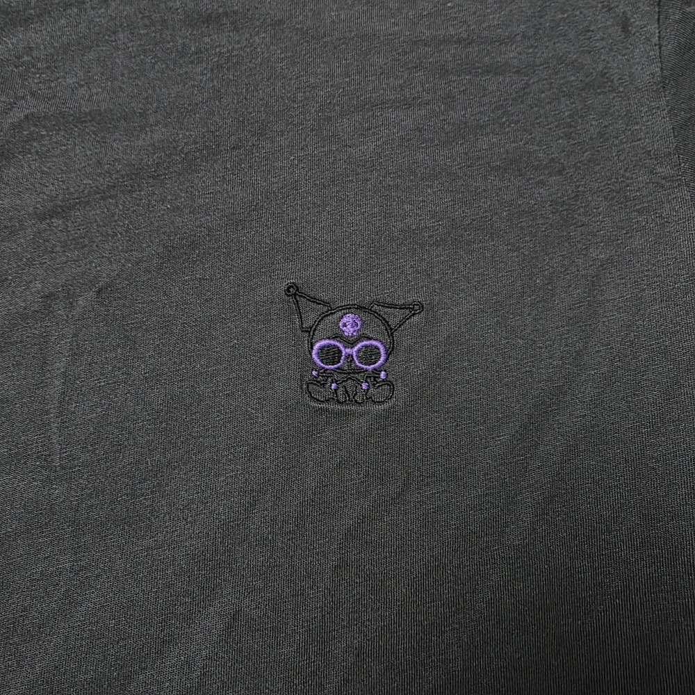 Uniqlo x Sanrio T-Shirt Womens Small Gray Kuromi Graphic Print Short Sleeve S - Picture 9 of 10
